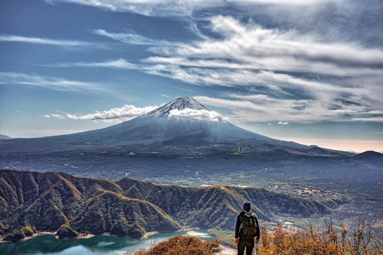 Exploring the world through volunteer work: ethical volunteering abroad