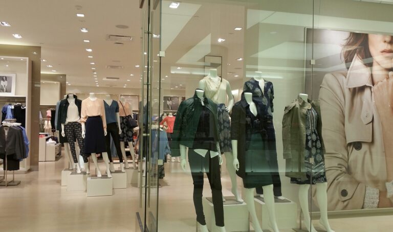Fashion Journalism: The Role of Fashion Critics in Industry Feedback: Play99exch, Lotus exchange login, Playexch.in